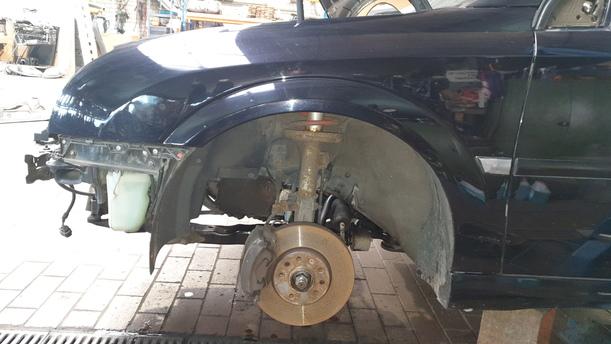 Foto: KOTFLÜGEL LINKS eines Opel Vectra 1.8 GL