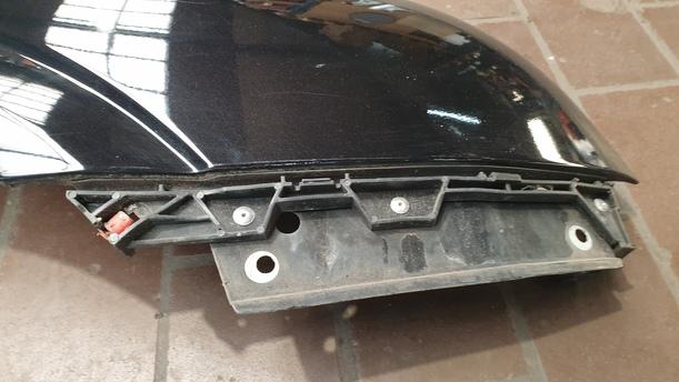 Foto: KOTFLÜGEL RECHTS eines Opel Vectra 1.8 GL