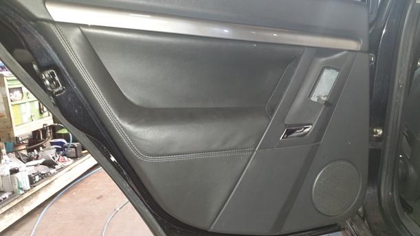 Foto: TÜR HINTEN LINKS eines Opel Vectra 1.8 GL