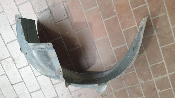 Foto: RADHAUSSCHALE / INNENKOTFLÜGEL LINKS eines Opel Vectra 1.8 GL