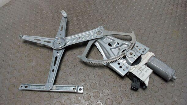 Foto: FENSTERHEBER VORNE RECHTS ELEKTRISCH eines Opel Vectra 1.8 GL