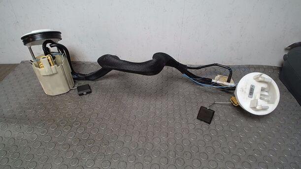Foto: KRAFTSTOFFPUMPE eines Mercedes-Benz E 320 T CDI GL