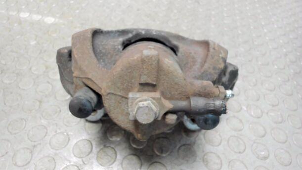 Foto: BREMSSATTEL VORNE RECHTS eines Opel Vectra 1.8 GL