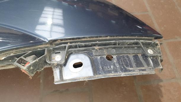 Foto: KOTFLÜGEL VORNE RECHTS eines Opel Meriva 1.3 CDTI DPF GL