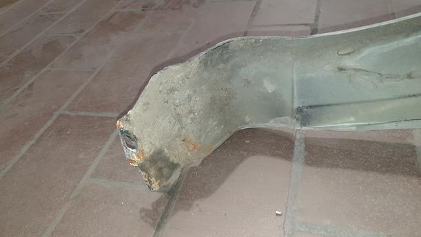 Foto: KOTFLÜGEL VORNE RECHTS eines Opel Meriva 1.3 CDTI DPF GL