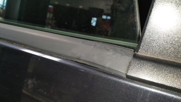 Foto: TÜR HINTEN LINKS eines Ford Fiesta 1.4 TDCI GL