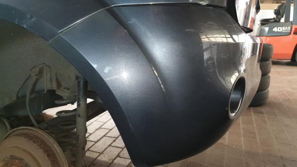Foto: STOSSFÄNGER/ STOßSTANGE HINTEN eines Ford Fiesta 1.4 TDCI GL