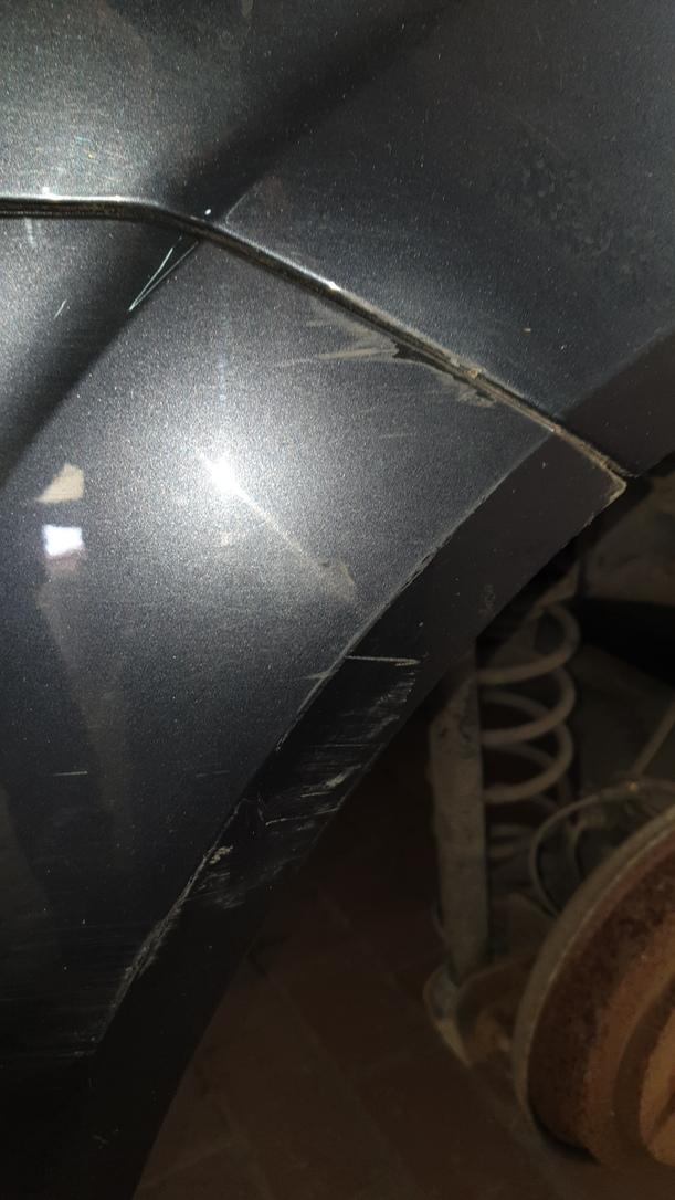 Foto: STOSSFÄNGER/ STOßSTANGE HINTEN eines Ford Fiesta 1.4 TDCI GL