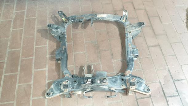 Foto: VORDERACHSE/ ACHSE VORN eines Opel Meriva 1.3 CDTI DPF GL