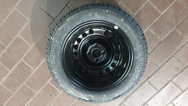 Foto: NOTRAD / ERSATZRAD 15 ZOLL eines Opel Meriva 1.3 CDTI DPF GL