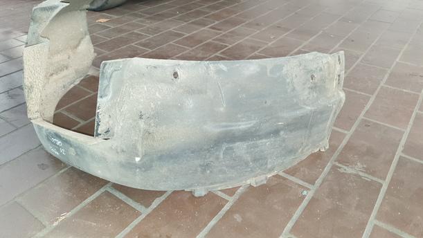 Foto: RADHAUSSCHALE / INNENKOTFLÜGEL VORNE LINKS eines Opel Meriva 1.3 CDTI DPF GL
