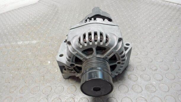 Foto: LICHTMASCHINE / GENERATOR ( 90A ) eines Opel Meriva 1.3 CDTI DPF GL