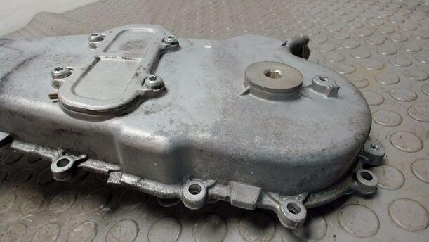 Foto: STEUERGEHÄUSEDECKEL eines Opel Meriva 1.3 CDTI DPF GL