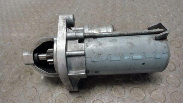 Foto: ANLASSER / STARTER eines Opel Meriva 1.3 CDTI DPF GL