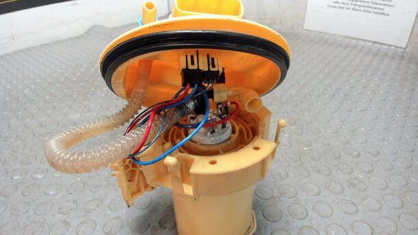 Foto: KRAFTSTOFFPUMPE eines Opel Meriva 1.3 CDTI DPF GL