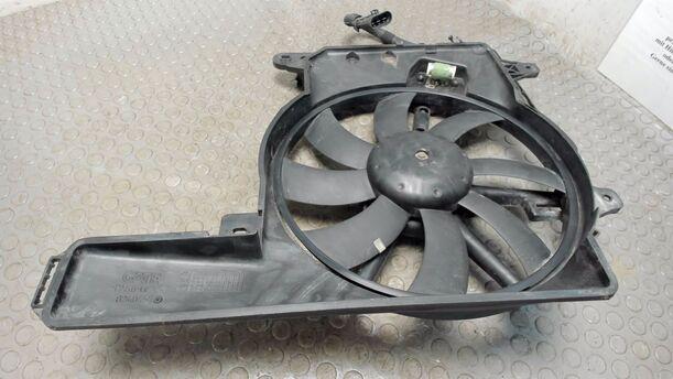 Foto: ELEKTROLÜFTER eines Opel Meriva 1.3 CDTI DPF GL