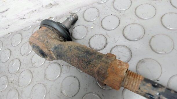 Foto: LENKGETRIEBE eines Opel Meriva 1.3 CDTI DPF GL