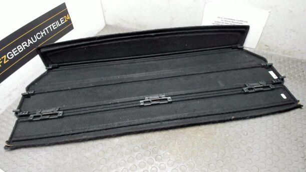 Foto: HUTABLAGE / LADERAUMABDECKUNG eines Opel Meriva 1.3 CDTI DPF GL