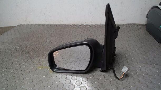 Foto: AUSSENSPIEGEL ELEKTRISCH VERSTELLBAR LINKS eines Ford Fiesta 1.4 TDCI GL