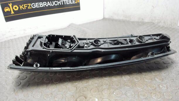 Foto: HECKLEUCHTE / RÜCKLICHT LINKS eines Opel Meriva 1.3 CDTI DPF GL