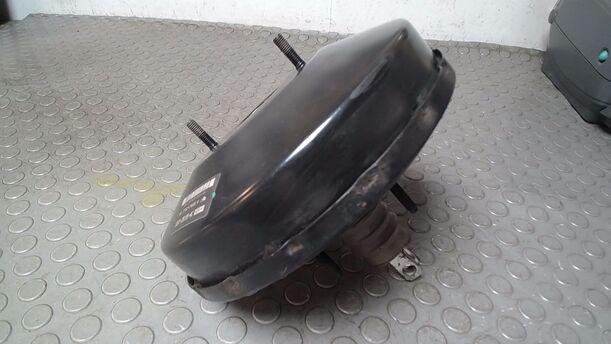 Foto: BREMSKRAFTVERSTÄRKER eines Ford Fiesta 1.4 TDCI GL