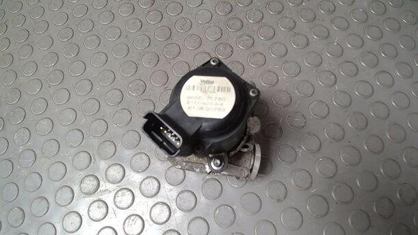 Foto: ABGASRÜCKFÜHRUNGSVENTIL/ AGR VENTIL eines Ford Fiesta 1.4 TDCI GL