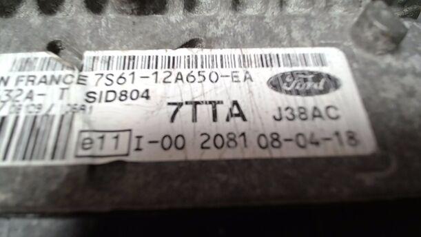 Foto: STEUERGERÄT DIESELEINSPRITZUNG/ MOTORSTEUERGERÄT eines Ford Fiesta 1.4 TDCI GL