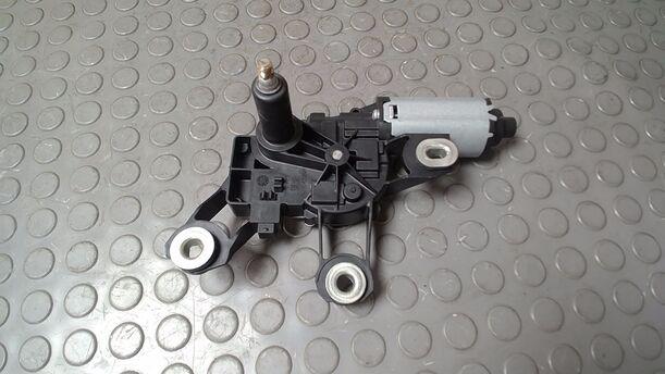 Foto: SCHEIBENWISCHERMOTOR HINTEN eines Ford Fiesta 1.4 TDCI GL