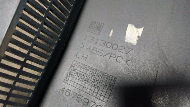 Foto: NEBELSCHLUSSLEUCHTE / BLENDE HINTEN LINKS eines Opel Meriva 1.3 CDTI DPF GL