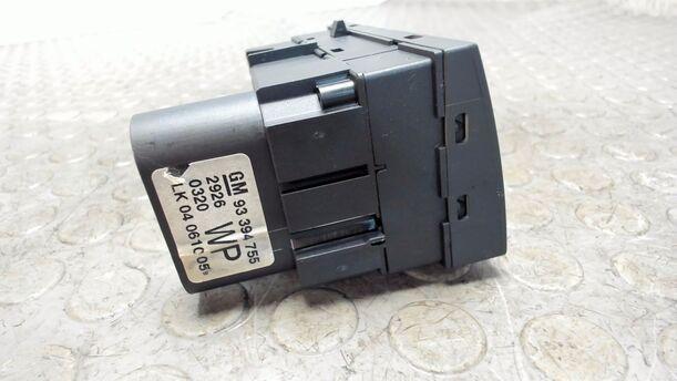 Foto: LICHTSCHALTER eines Opel Meriva 1.3 CDTI DPF