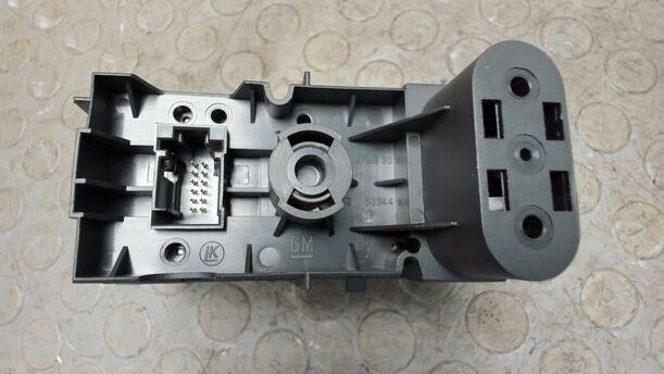 Foto: LICHTSCHALTER eines Opel Meriva 1.3 CDTI DPF