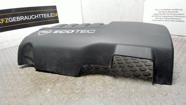 Foto: MOTORABDECKUNG OBEN eines Opel Meriva 1.3 CDTI DPF