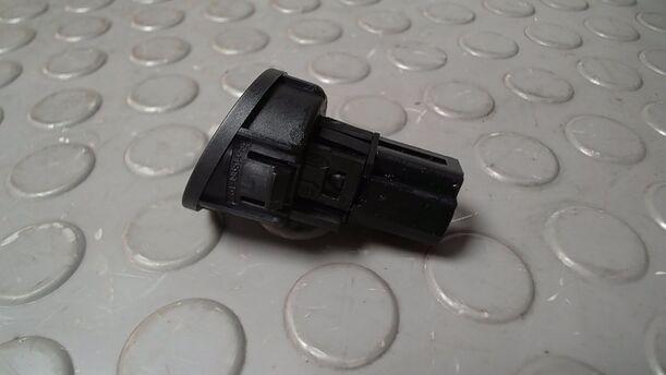 Foto: SCHALTER HECKDECKEL/ HECKKLAPPE eines Ford Fiesta 1.4 TDCI