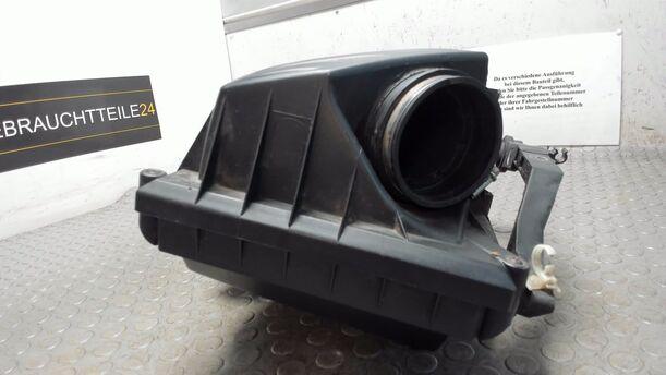 Foto: LUFTFILTERKASTEN eines Opel Meriva 1.3 CDTI DPF