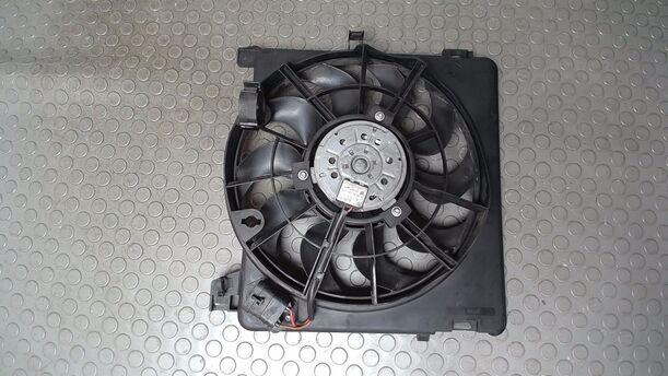 Foto: ELEKTROLÜFTER eines Opel Astra 1.7 CDTI Caravan DPF