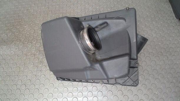 Foto: LUFTFILTERKASTEN Z17DTJ eines Opel Astra 1.7 CDTI Caravan DPF
