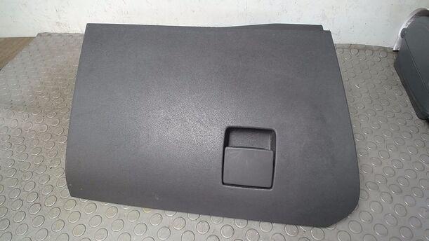 Foto: HANDSCHUHFACH eines Opel Astra 1.7 CDTI Caravan DPF