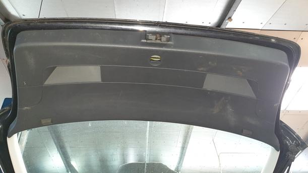 Foto: HECKKLAPPE/ HECKDECKEL ( LIMOUSINE ) eines VW Golf 1.6 FSI