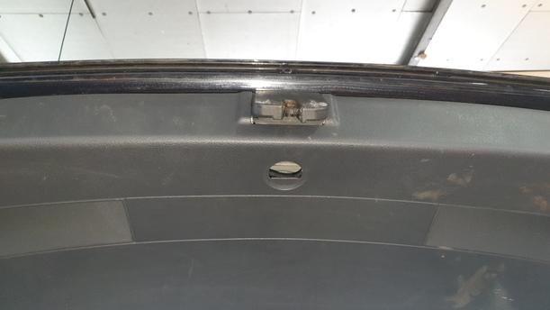 Foto: HECKKLAPPE/ HECKDECKEL ( LIMOUSINE ) eines VW Golf 1.6 FSI