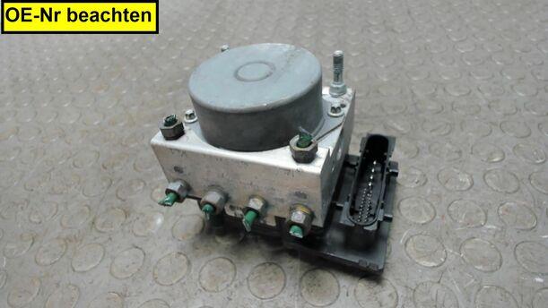 Foto: HAUPTBREMSAGGREGAT ABS eines Dacia Sandero 1.2 16V LPG