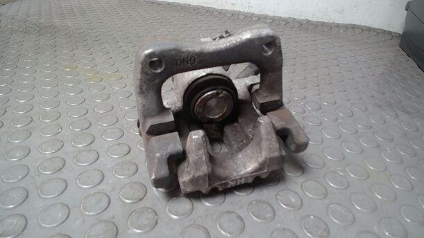 Foto: BREMSSATTEL HINTEN RECHTS ( TRW ) eines VW Golf 1.6 FSI