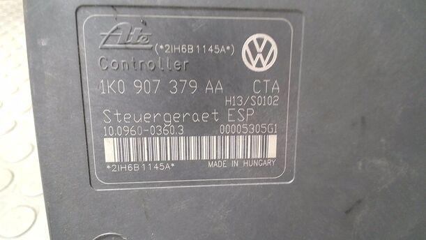 Foto: HAUPTBREMSAGGREGAT ABS eines VW Golf 1.6 FSI