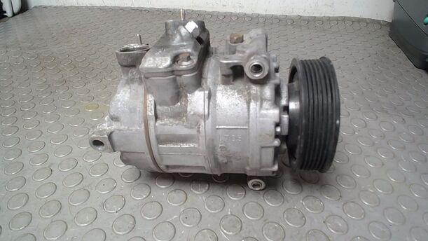 Foto: KOMPRESSOR KLIMAANLAGE/ KLIMAKOMPRESSOR eines VW Golf 1.6 FSI
