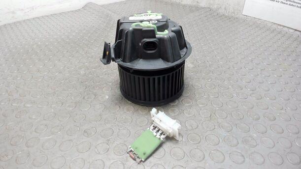 Foto: HEIZUNGSGEBLÄSE eines Dacia Sandero 1.2 16V LPG
