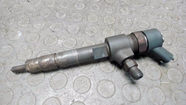Foto: DIESELEINSPRITZDÜSE / VENTIL eines Fiat Bravo 1.9 Multijet 8V DPF