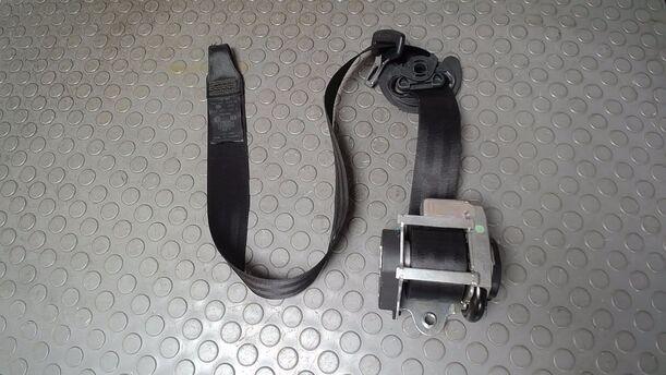 Foto: SICHERHEITSGURT VORN LINKS ( 2/3 TÜRER ) eines VW Golf 1.6 FSI