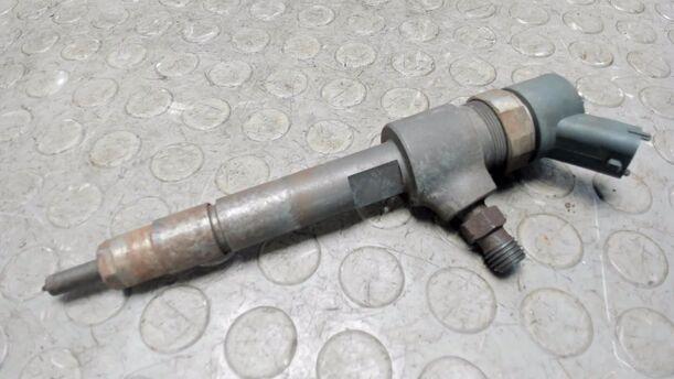 Foto: DIESELEINSPRITZDÜSE / VENTIL eines Fiat Bravo 1.9 Multijet 8V DPF