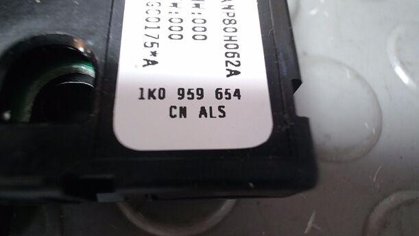 Foto: LENKWINKELSENSOR eines VW Golf 1.6 FSI