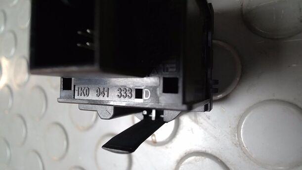 Foto: SCHALTER LEUCHTWEITENVERSTELLUNG eines VW Golf 1.6 FSI