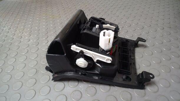 Foto: ASCHENBECHER eines VW Golf 1.6 FSI